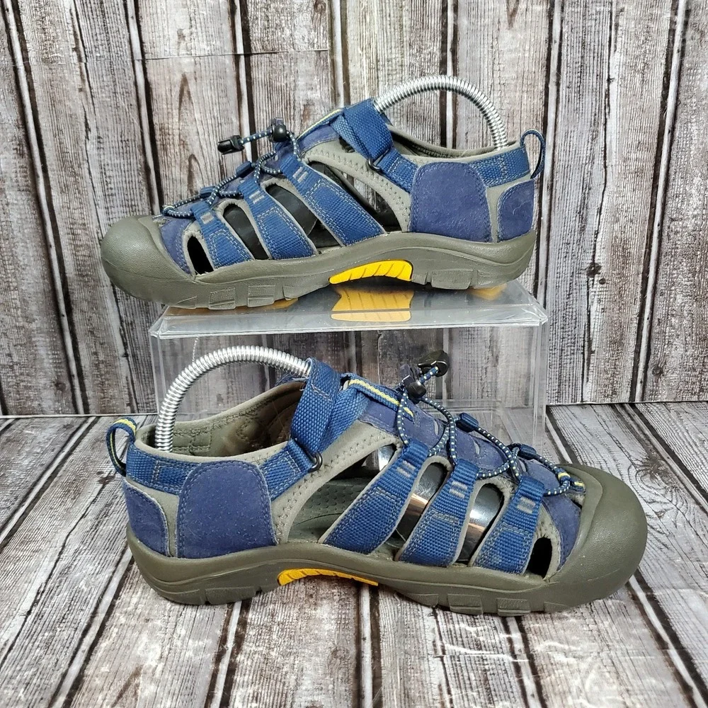 Keen Youth Newport H2 Waterproof Sandals Blue Yellow Hiking Outdoor Trail Size 6